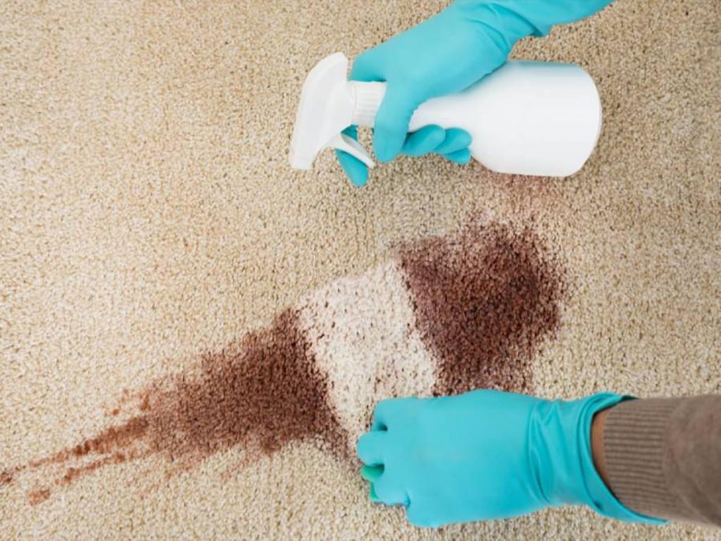 как удалить пятна